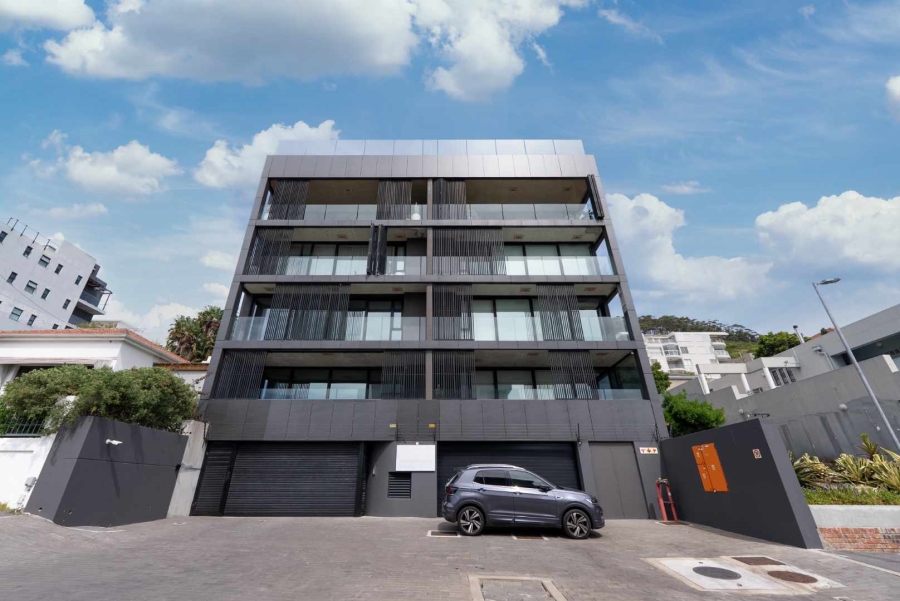 3 Bedroom Property for Sale in Sea Point Western Cape